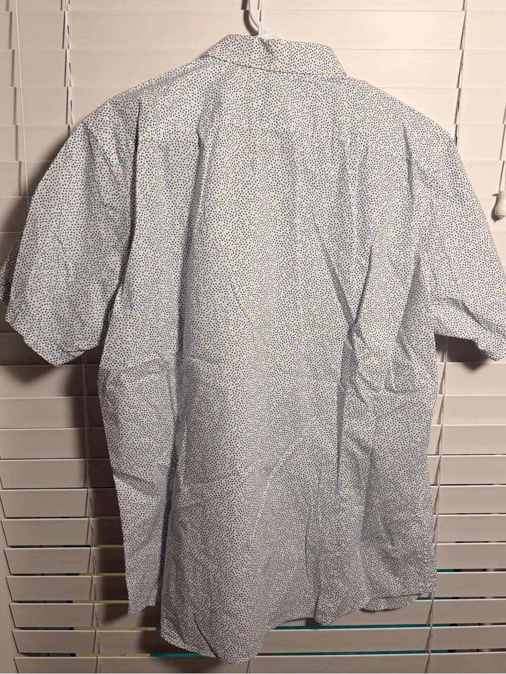 Banana Republic Short-Sleeve Button-Down Shirt - Light Blue & White Micro Dot
